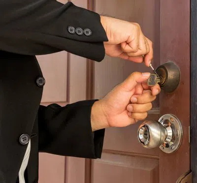 Locksmith Lock Store Des Moines, IA 515-344-3820